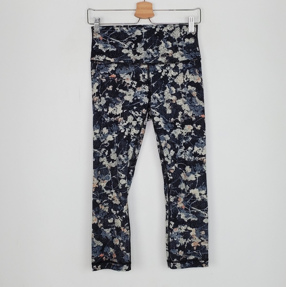 lululemon athletica Pants - Lululemon Wunder Under Crop 21" High Rise 6